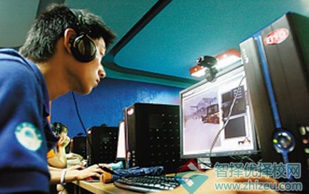 网络游戏对人好还是坏？每天玩电脑人能活多久